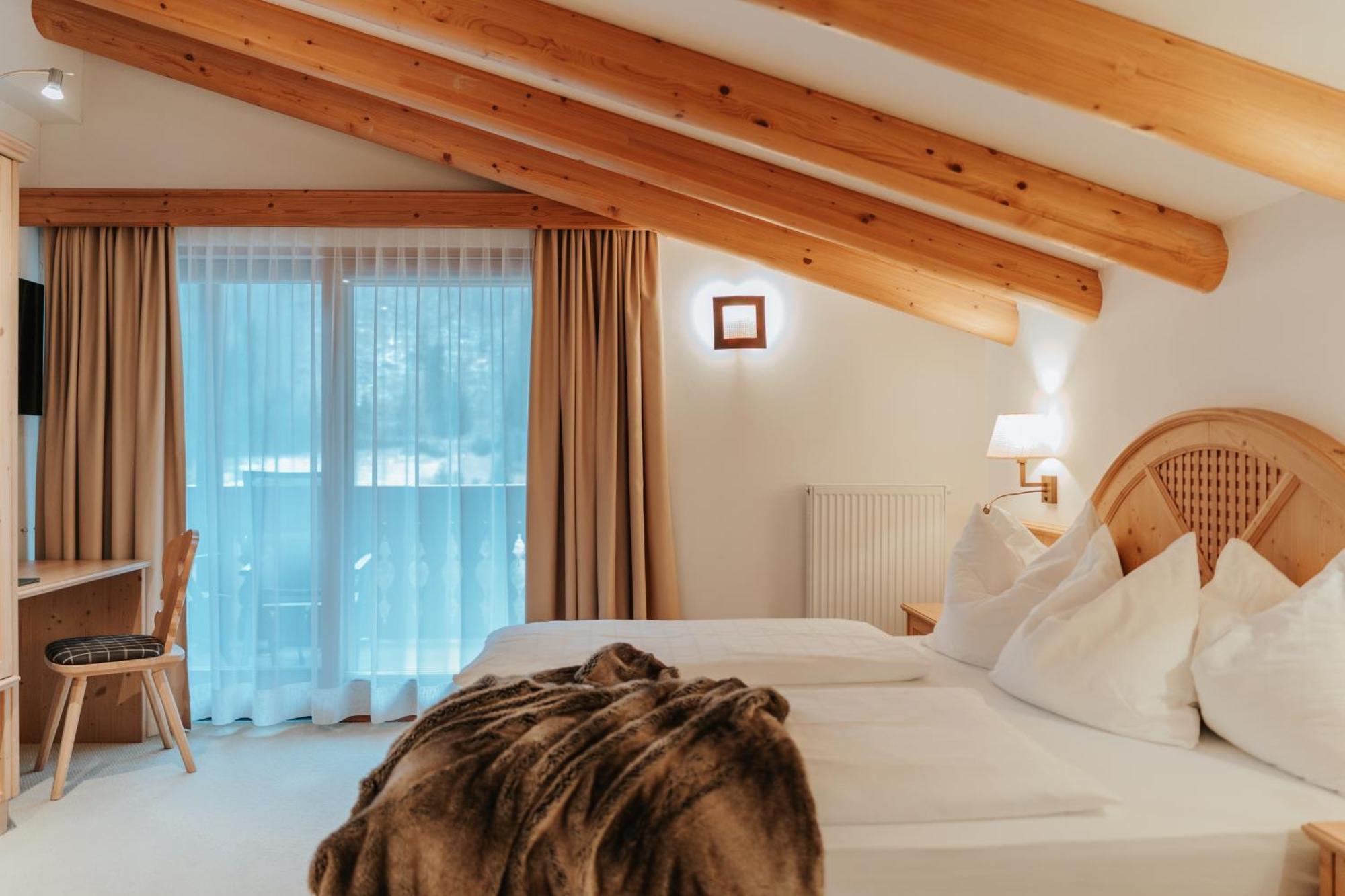 B&B Hotel Mirabel أورتيسايْ الغرفة الصورة